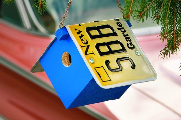 Build a License Plate Birdhouse